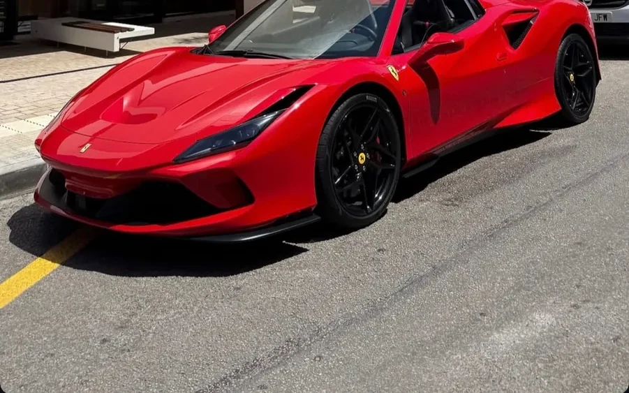 Ferrari F8 Spider