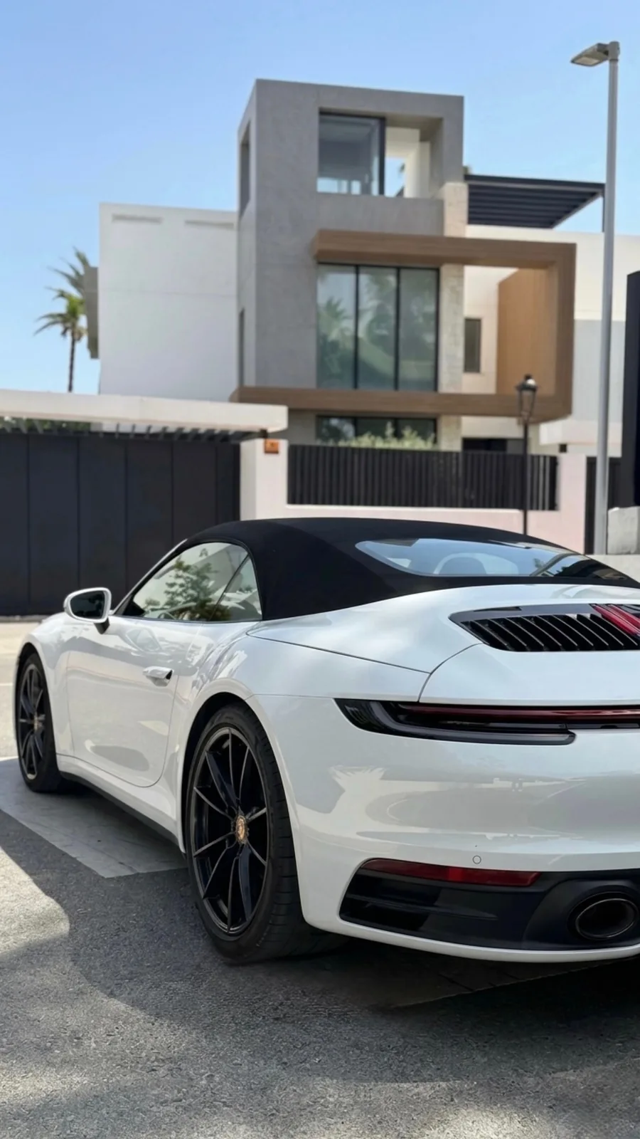 Porsche 911 Carrera S Cabrio 992 — 2