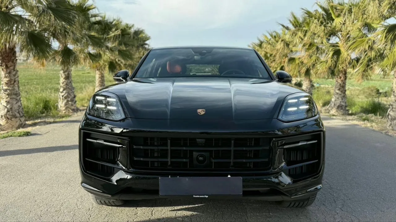 Porsche Cayenne — 7